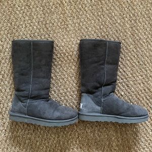 Classic tall UGG grey boots